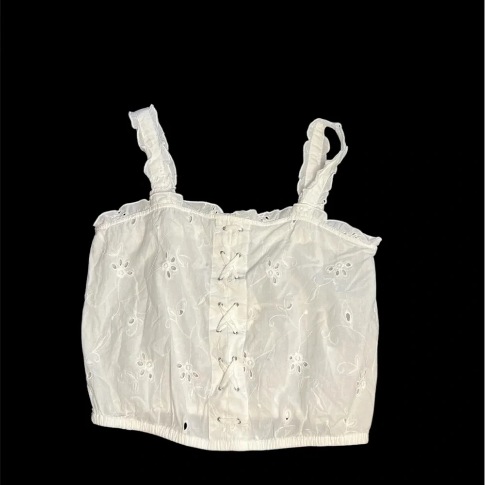 Express White Cropped Ruffled Camisole - Picture 1 of 3